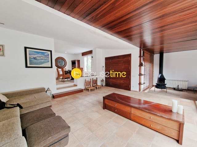 6 quarto Moradia para venda em Vilassar de Mar - 825 000 € (Ref: 9458633)