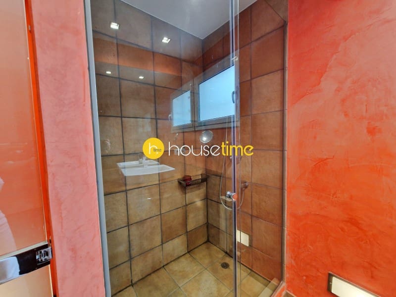 6 bedroom Villa for sale in Vilassar de Mar - € 825,000 (Ref: 9458633)