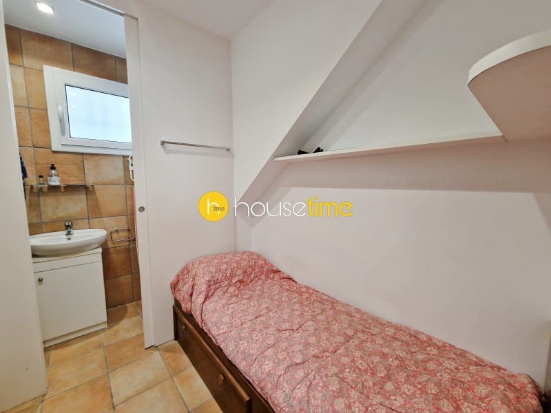 6 bedroom Villa for sale in Vilassar de Mar - € 825,000 (Ref: 9458633)