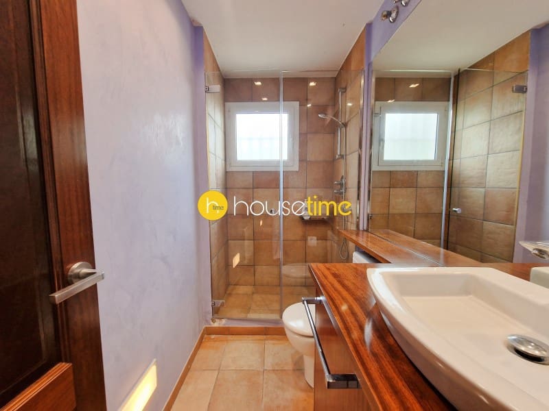 6 bedroom Villa for sale in Vilassar de Mar - € 825,000 (Ref: 9458633)