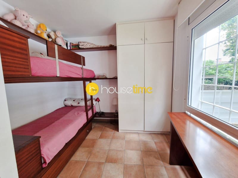 6 bedroom Villa for sale in Vilassar de Mar - € 825,000 (Ref: 9458633)