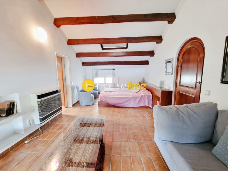 6 bedroom Villa for sale in Vilassar de Mar - € 825,000 (Ref: 9458633)