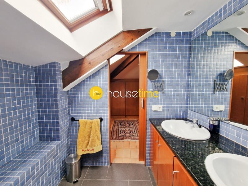 6 bedroom Villa for sale in Vilassar de Mar - € 825,000 (Ref: 9458633)