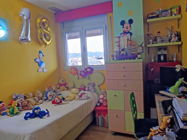 3 soveværelse Lejlighed til salg i Badalona med garage - € 554.000 (Ref: 9458634)