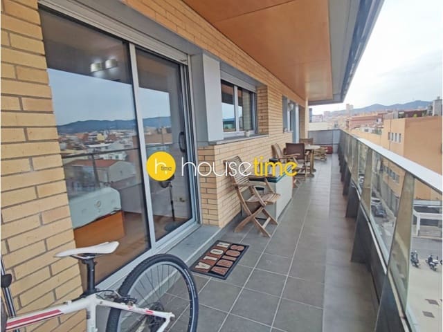 3 sovrum Lägenhet till salu i Badalona med garage - 554 000 € (Ref: 9458634)