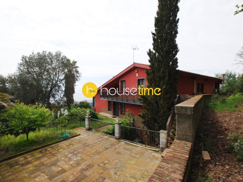 4 sovrum Villa till salu i Mataro - 820 000 € (Ref: 9458635)