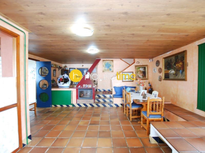 4 sovrum Villa till salu i Mataro - 820 000 € (Ref: 9458635)