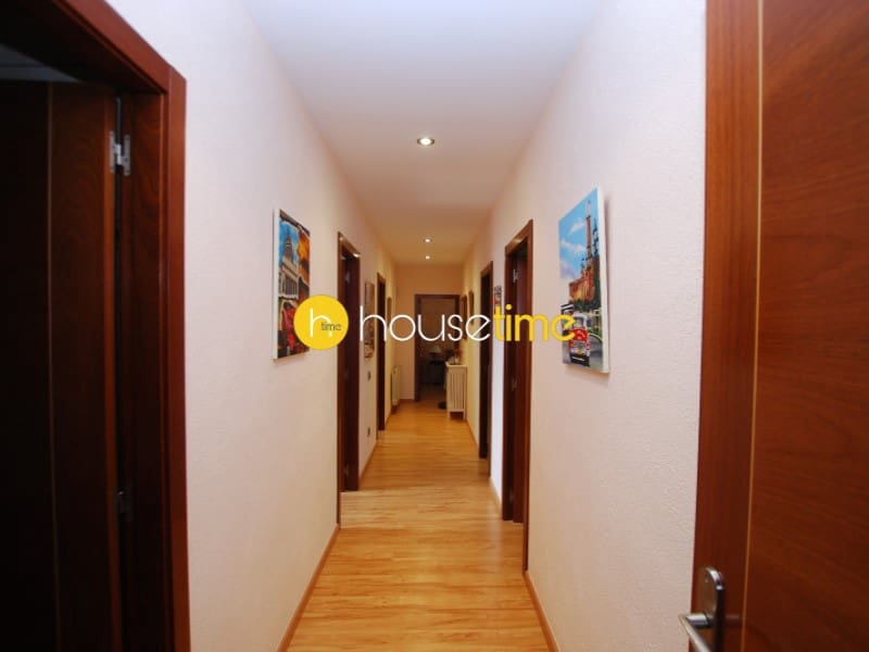 4 sovrum Villa till salu i Mataro - 820 000 € (Ref: 9458635)