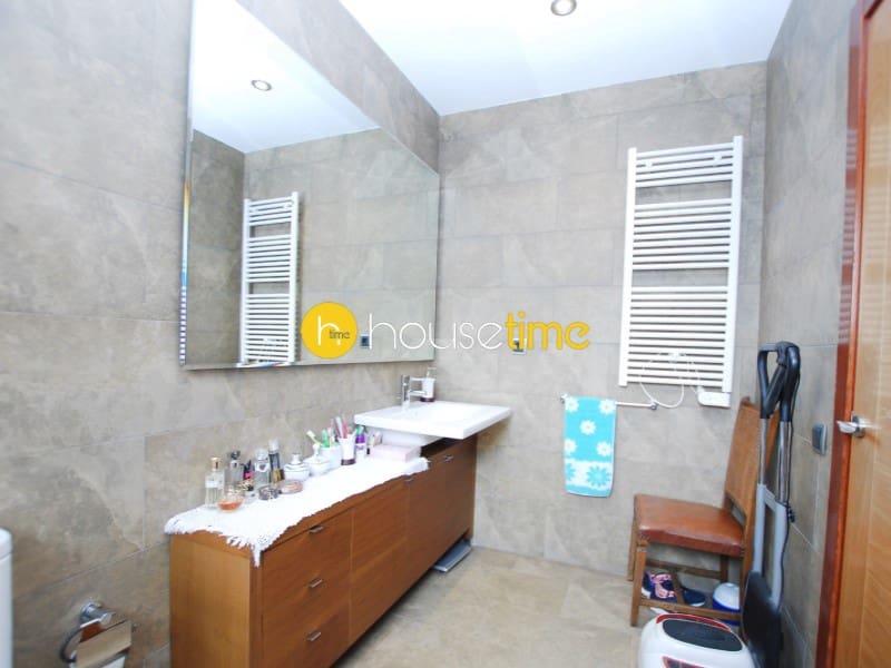 4 sovrum Villa till salu i Mataro - 820 000 € (Ref: 9458635)