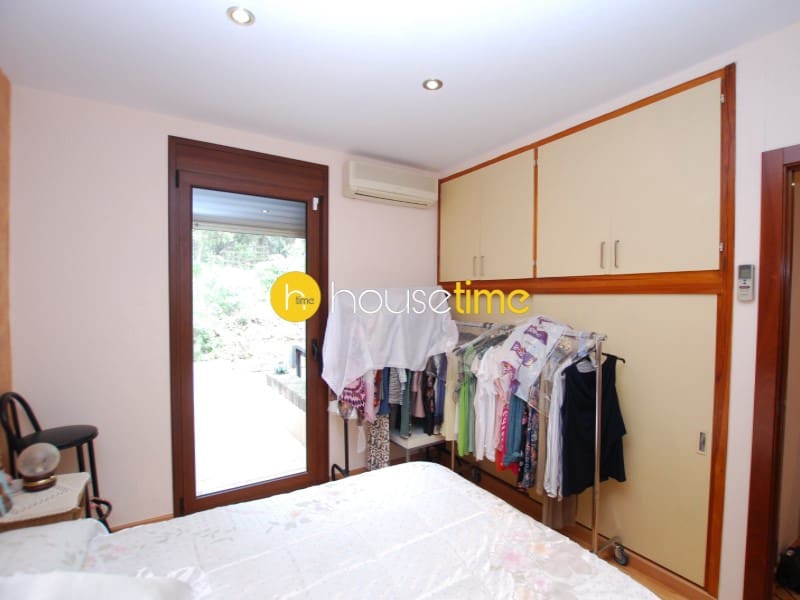 4 sovrum Villa till salu i Mataro - 820 000 € (Ref: 9458635)