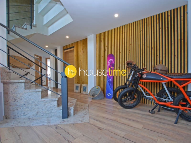 3 bedroom Villa for sale in Alella - € 2,490,000 (Ref: 9458637)