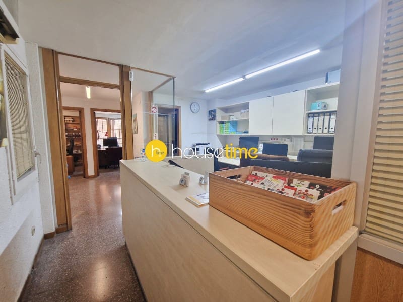 3 sypialnia Mieszkanie na sprzedaż w Miasto Barcelona - 320 000 € (Ref: 9458638)