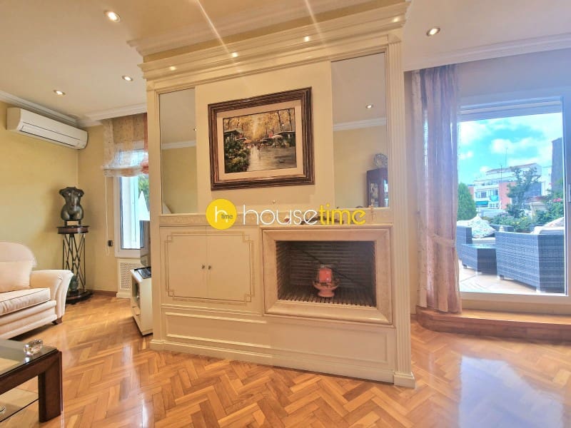 4 Zimmer Penthouse zu verkaufen in Barcelona Stadt - 950.000 € (Ref: 9458641)