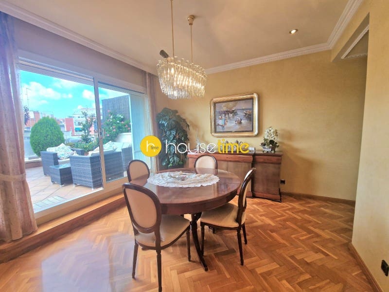 4 Zimmer Penthouse zu verkaufen in Barcelona Stadt - 950.000 € (Ref: 9458641)