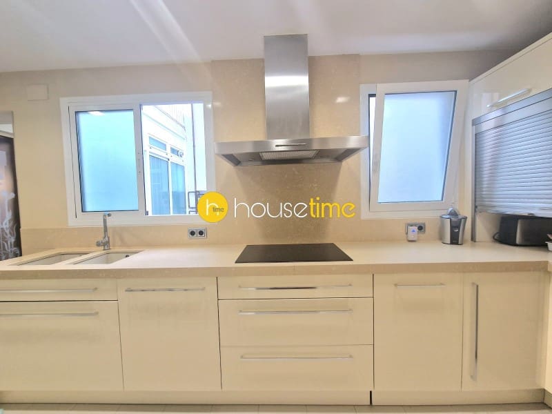 4 Zimmer Penthouse zu verkaufen in Barcelona Stadt - 950.000 € (Ref: 9458641)