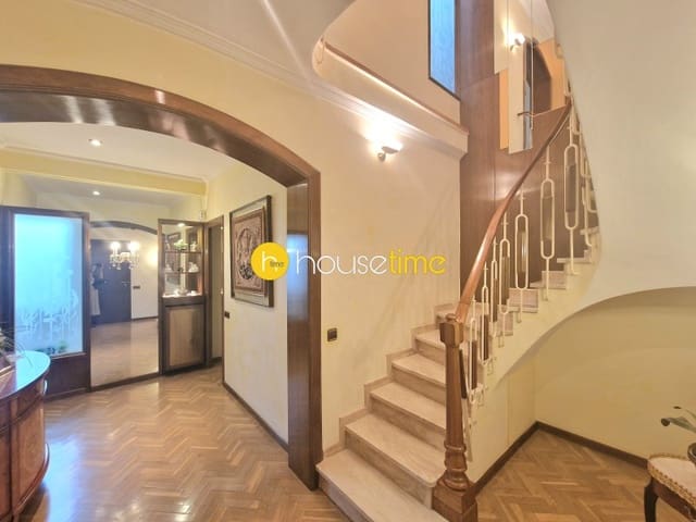 4 soveværelse Penthouse til salg i El Camp de L'Arpa del Clot, Barcelona by - € 870.000 (Ref: 9458641)
