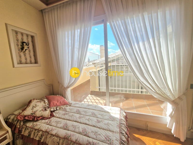 4 Zimmer Penthouse zu verkaufen in Barcelona Stadt - 950.000 € (Ref: 9458641)