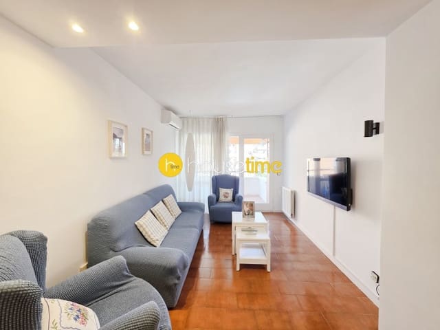 3 bedroom Flat for sale in Premià de Mar with garage - € 395,000 (Ref: 9475001)