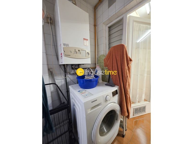 3 makuuhuone Asunto myytävänä paikassa Premia de Mar mukana 
autotalli - 395 000 € (Ref: 9475001)