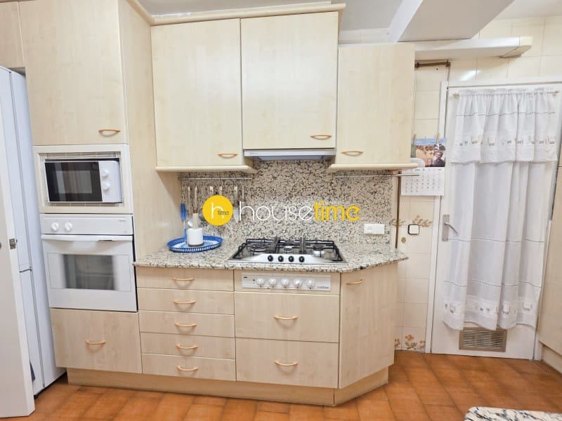 3 makuuhuone Asunto myytävänä paikassa Premia de Mar mukana 
autotalli - 395 000 € (Ref: 9475001)