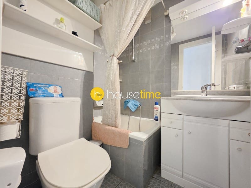 3 makuuhuone Asunto myytävänä paikassa Premia de Mar mukana 
autotalli - 395 000 € (Ref: 9475001)