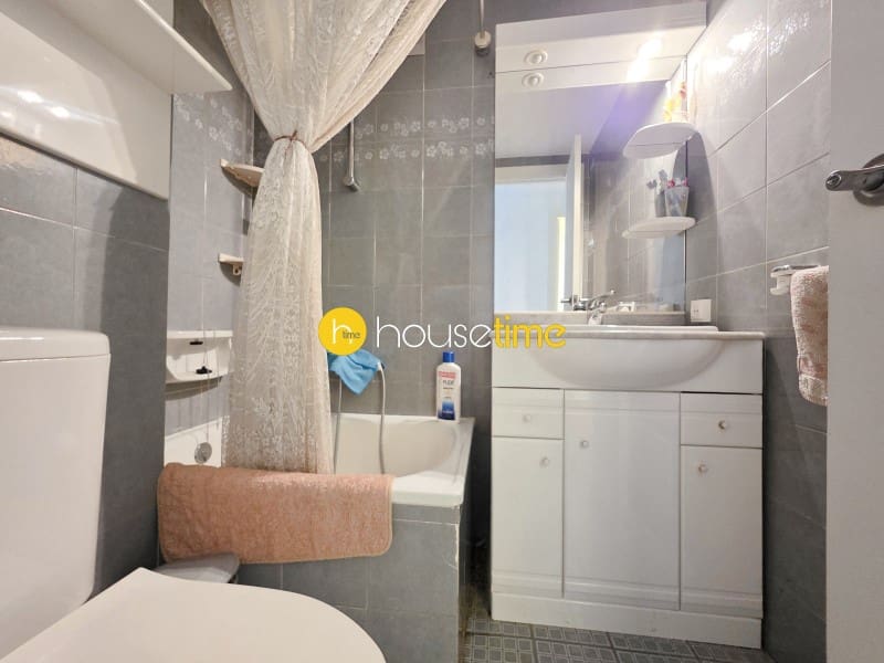 3 makuuhuone Asunto myytävänä paikassa Premia de Mar mukana 
autotalli - 395 000 € (Ref: 9475001)