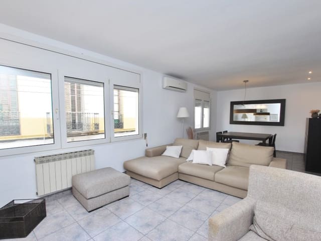 3 quarto Apartamento para arrendar em Vilassar de Mar - 1 500 € (Ref: 9496416)