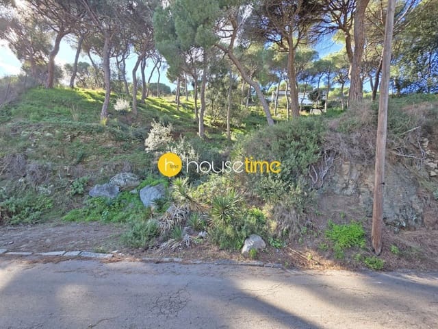 Teren niezagospodarowany na sprzedaż w Premià de Dalt - 425 000 € (Ref: 9551917)