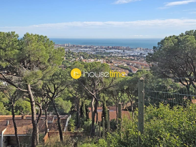 Teren niezagospodarowany na sprzedaż w Premia de Dalt - 425 000 € (Ref: 9551917)