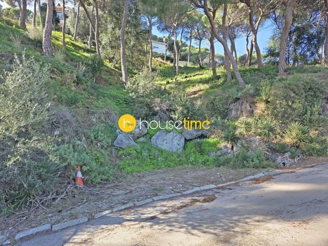 Teren niezagospodarowany na sprzedaż w Premià de Dalt - 425 000 € (Ref: 9551917)