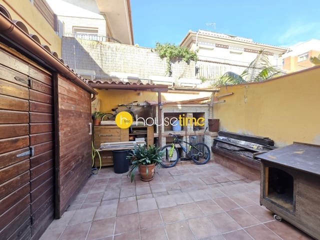 3 sypialnia Dom na sprzedaż w Vilassar de Mar - 570 000 € (Ref: 9948426)