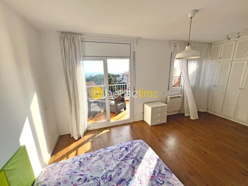 4 sovrum Hus till salu i Vilassar de Dalt med garage - 625 000 € (Ref: 9948427)