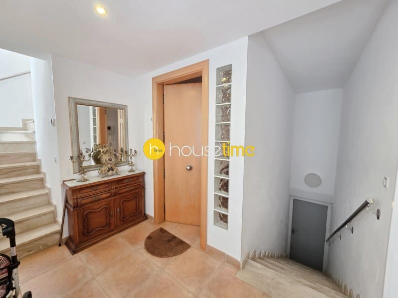 9 sypialnia Willa na sprzedaż w Argentona z garażem - 735 000 € (Ref: 9948428)