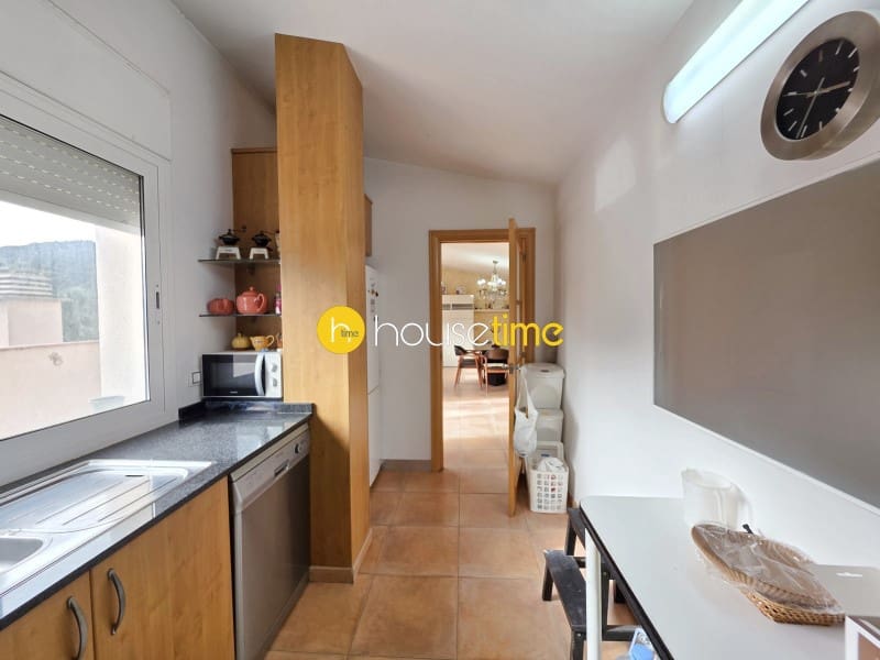 9 sypialnia Willa na sprzedaż w Argentona z garażem - 735 000 € (Ref: 9948428)