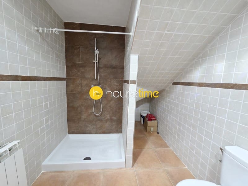 9 sypialnia Willa na sprzedaż w Argentona z garażem - 735 000 € (Ref: 9948428)
