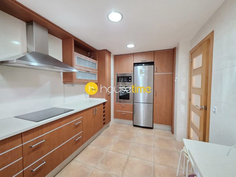 9 sypialnia Willa na sprzedaż w Argentona z garażem - 735 000 € (Ref: 9948428)