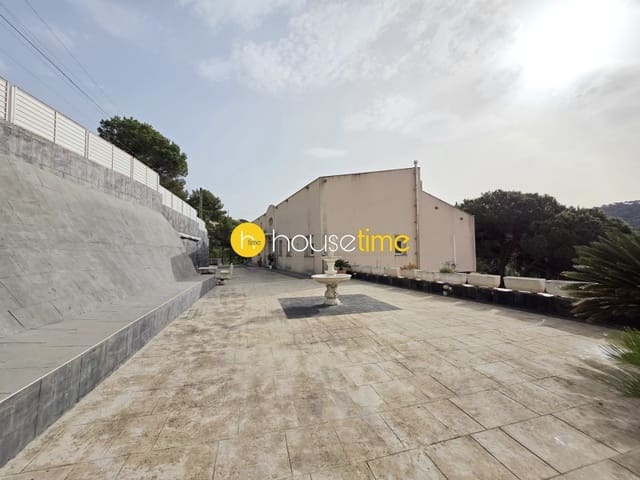 9 chambre Villa/Maison à vendre à Argentona avec garage - 735 000 € (Ref: 9948428)