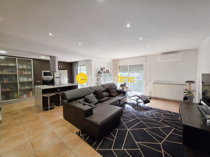 9 sypialnia Willa na sprzedaż w Argentona z garażem - 735 000 € (Ref: 9948428)