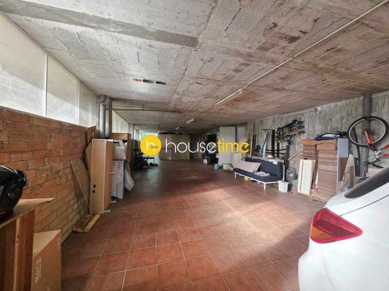 9 sypialnia Willa na sprzedaż w Argentona z garażem - 735 000 € (Ref: 9948428)
