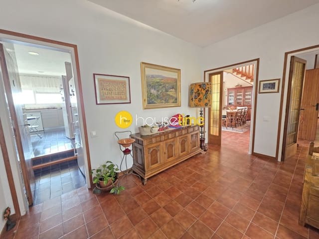 5 Zimmer Villa zu verkaufen in Cabrils mit Garage - 770.000 € (Ref: 9948429)