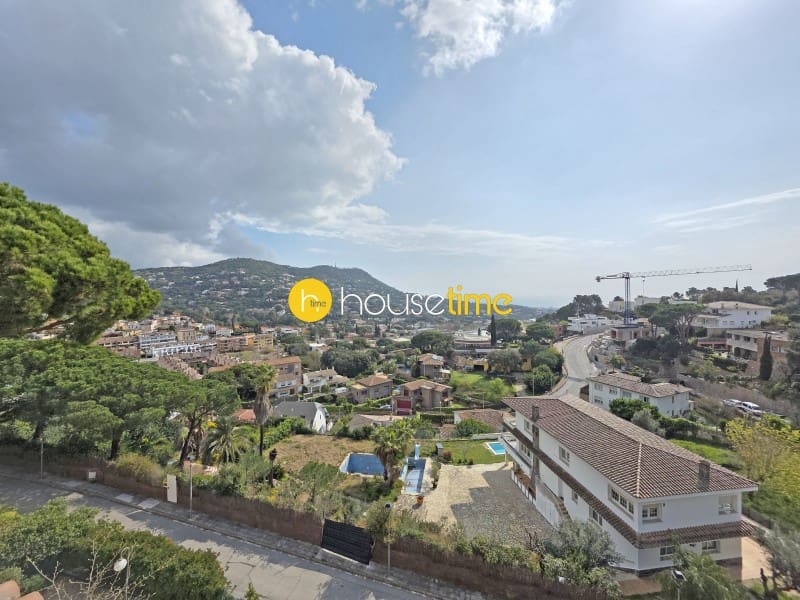 5 Zimmer Villa zu verkaufen in Cabrils mit Garage - 770.000 € (Ref: 9948429)