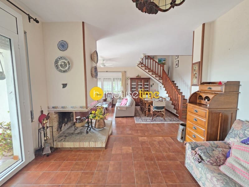 5 Zimmer Villa zu verkaufen in Cabrils mit Garage - 770.000 € (Ref: 9948429)