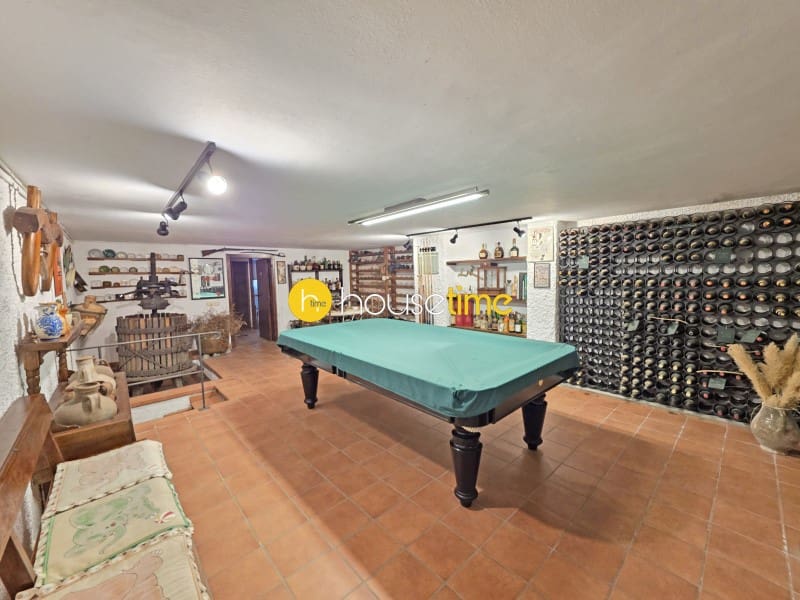 5 Zimmer Villa zu verkaufen in Cabrils mit Garage - 770.000 € (Ref: 9948429)