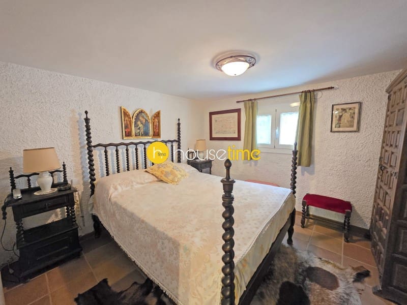 5 Zimmer Villa zu verkaufen in Cabrils mit Garage - 770.000 € (Ref: 9948429)