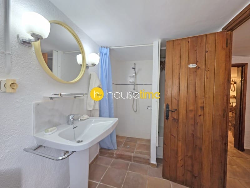 5 Zimmer Villa zu verkaufen in Cabrils mit Garage - 770.000 € (Ref: 9948429)