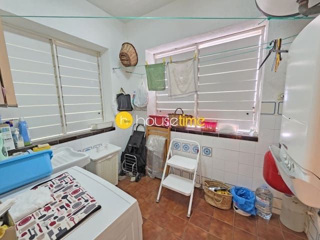 5 Zimmer Villa zu verkaufen in Cabrils mit Garage - 770.000 € (Ref: 9948429)