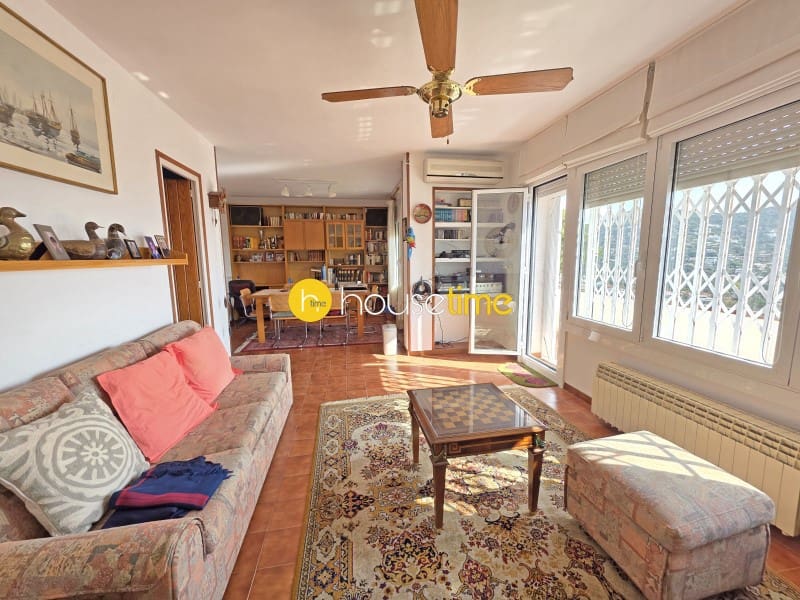 5 Zimmer Villa zu verkaufen in Cabrils mit Garage - 770.000 € (Ref: 9948429)