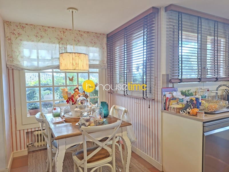 5 soveværelse Villa til salg i Sant Vicenc de Montalt med garage - € 995.000 (Ref: 9948430)
