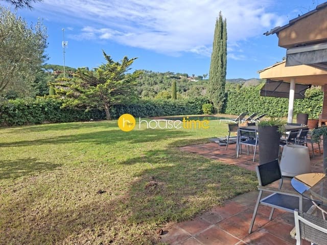 5 soveværelse Villa til salg i Sant Vicenç de Montalt med garage - € 995.000 (Ref: 9948430)