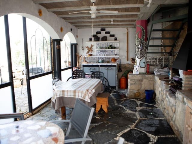3 soverom Finca/Herregård til salgs i Alhama de Granada - € 98 000 (Ref: 9973263)